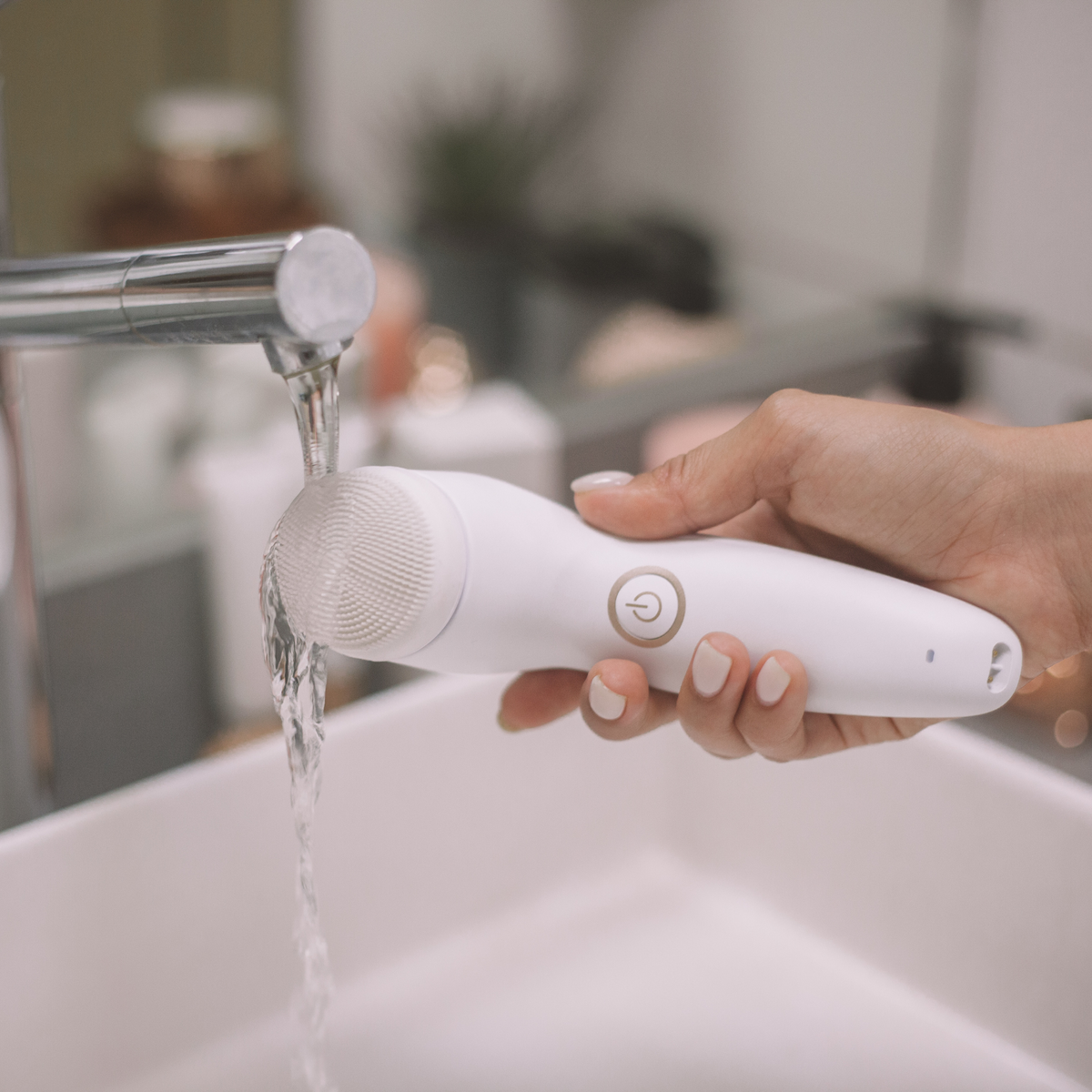 Sensismooth™ Exfoliating Skin Buffer